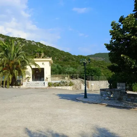 Seaview Studio, A Breath Away From The Beach *
