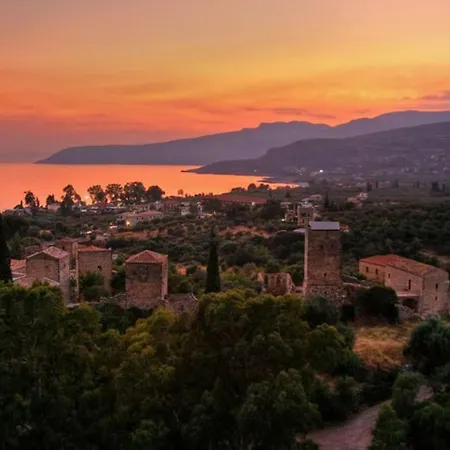 Seaview Studio, A Breath Away From The Beach * Kalamata
