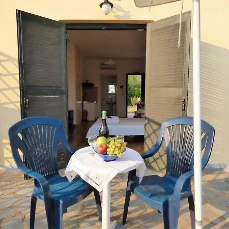 Seaview Studio, A Breath Away From The Beach Apartamento *